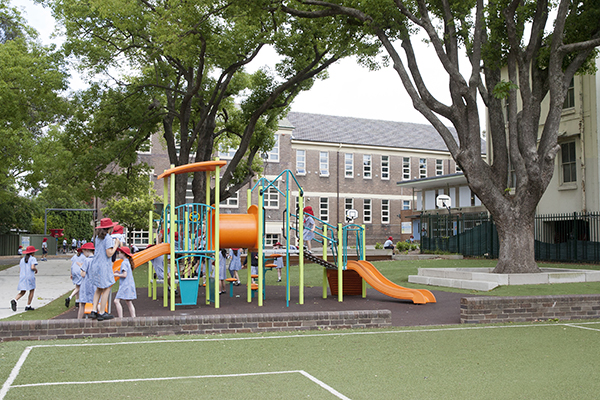 St Pius Catholic Primary School Enmore - school playground